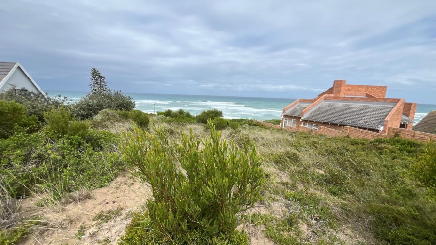 Commercial Property for Sale in Paradise Beach Eastern Cape